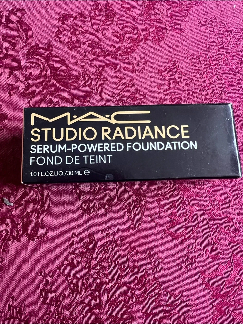 MAC Cosmetics Studio Radiance Serum-Powered Foundation — Black & Gold Packaging